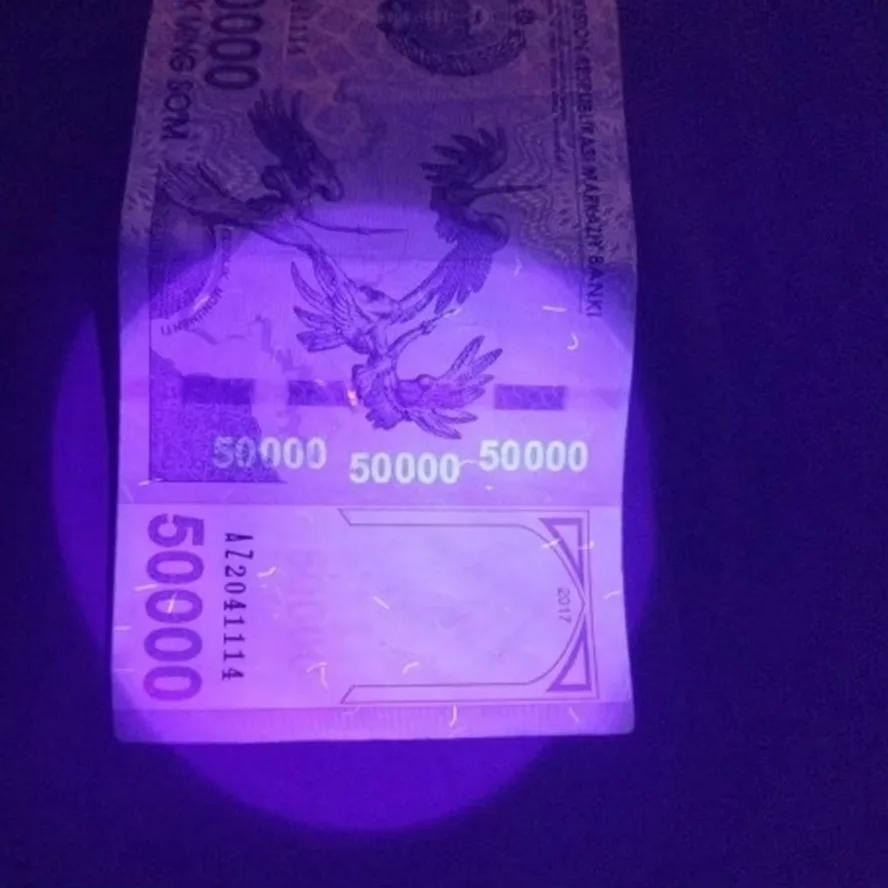 LED Mini UV-inspectielamp 365/ - Preserved Moss Sheet recensie en prijs